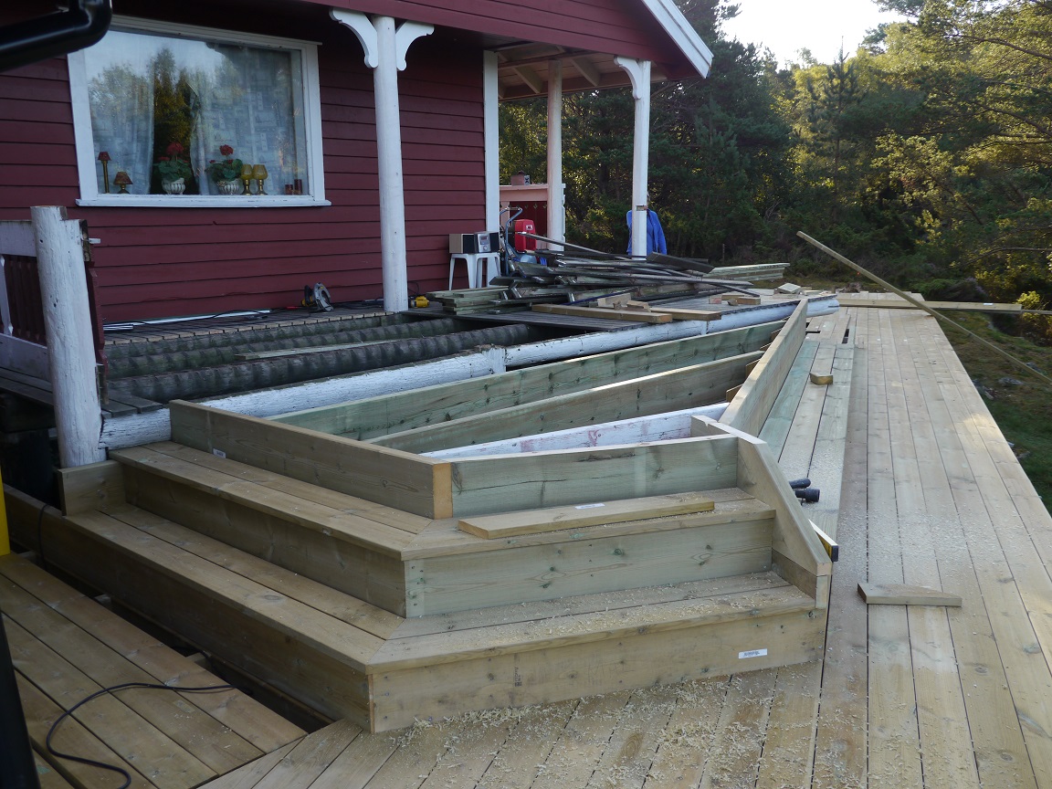 Et bilde som inneholder utend�rs, bygning, bakke, tre

Beskrivelse som er generert med sv�rt h�y visshet